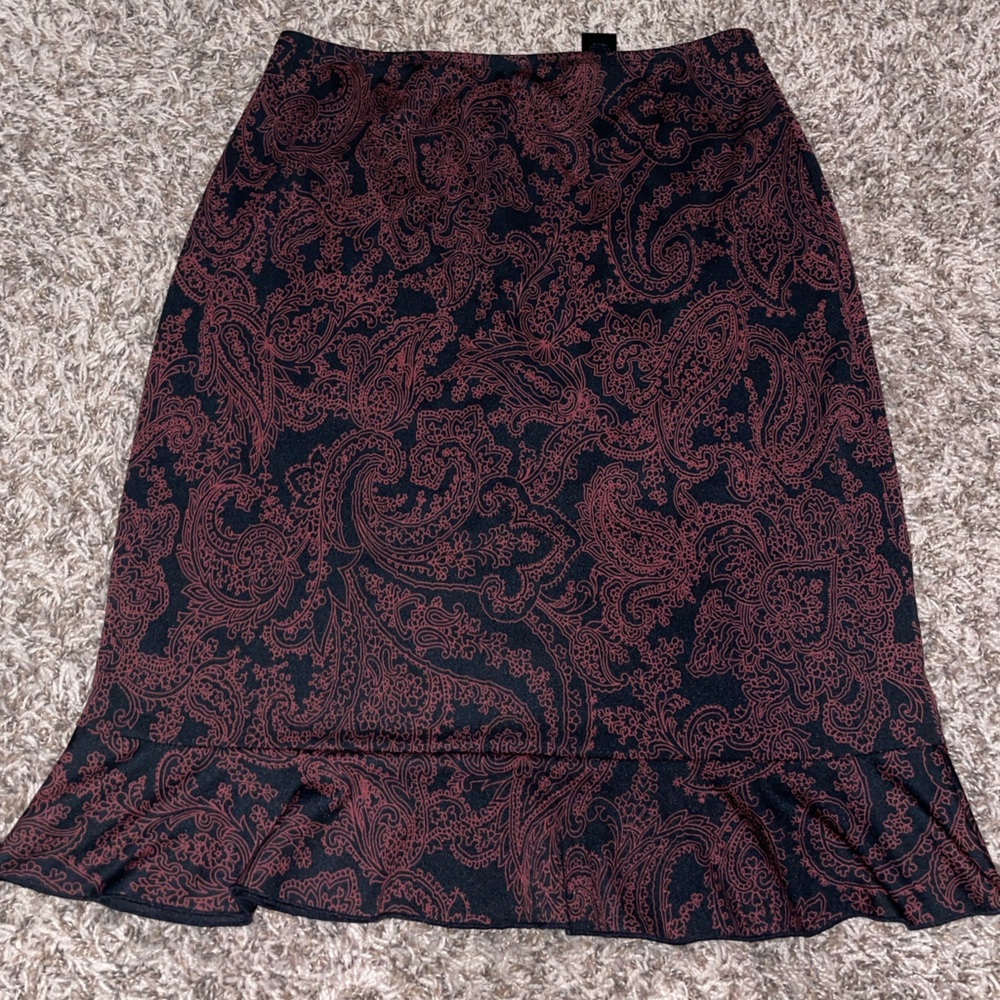 Flowy midi skirt